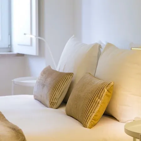 Ultra Chic Santa Catarina Apartment *