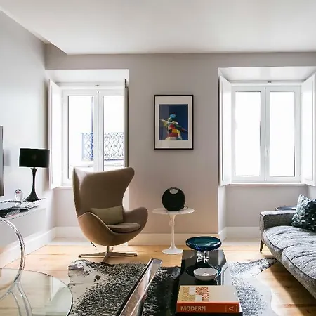 Ultra Chic Santa Catarina Apartment
